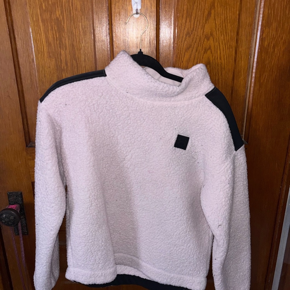 Under Armour sweatshirt